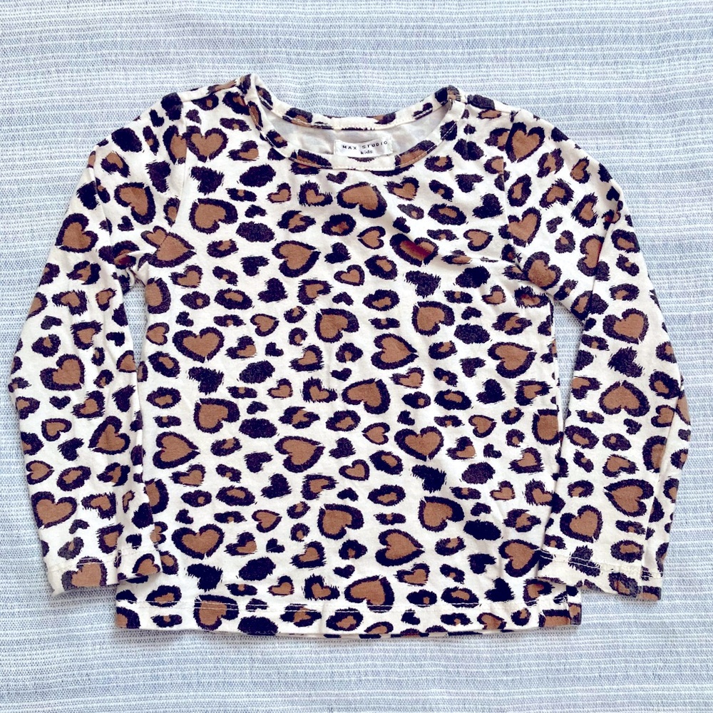 Max‎ Studio Hearts Leopard Print Long Sleeve Top 18-24 Months